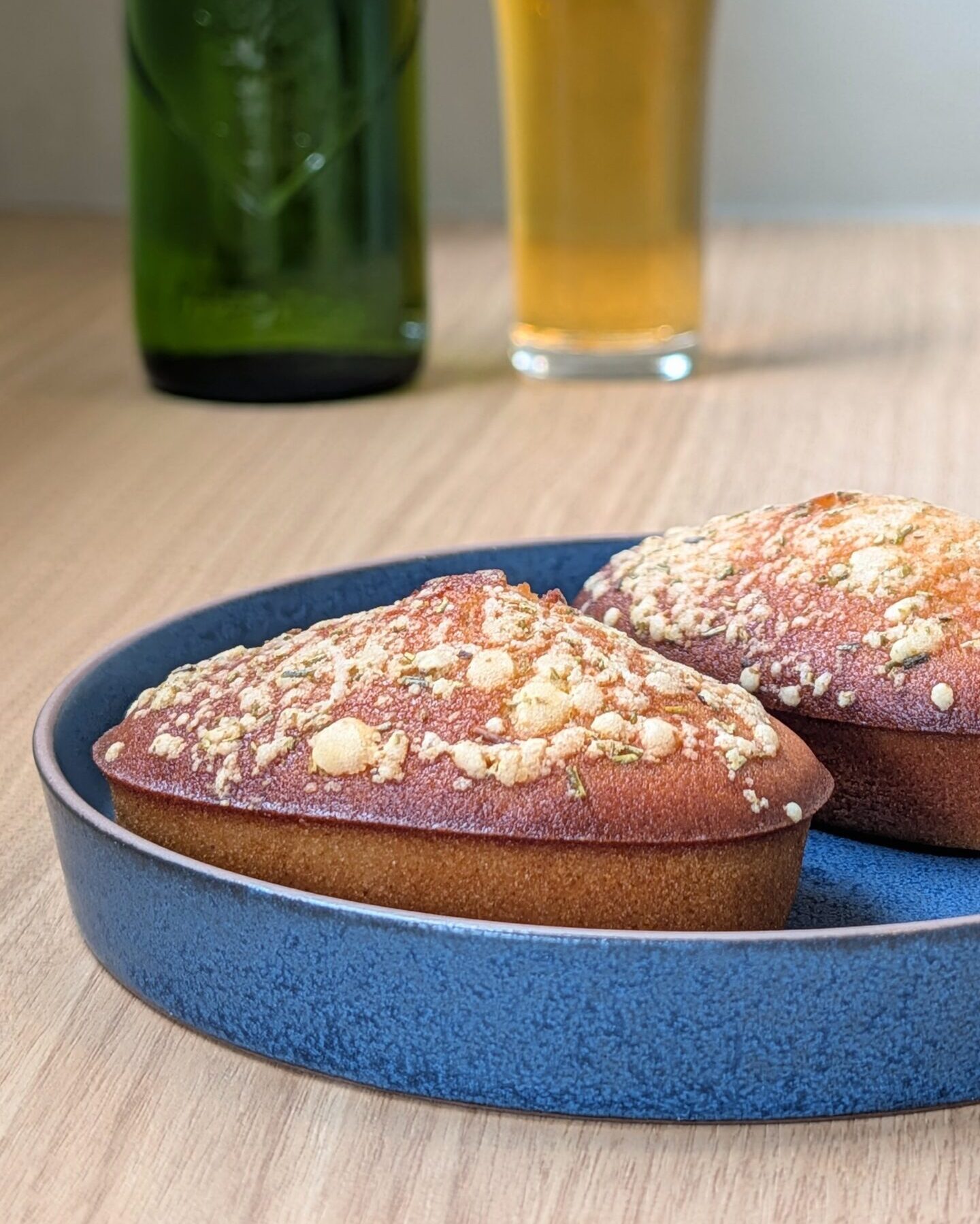 チーズとローズマリーのフィナンシェ